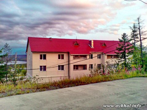 Замок (с востока)